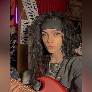 Meet your Posher, Aria